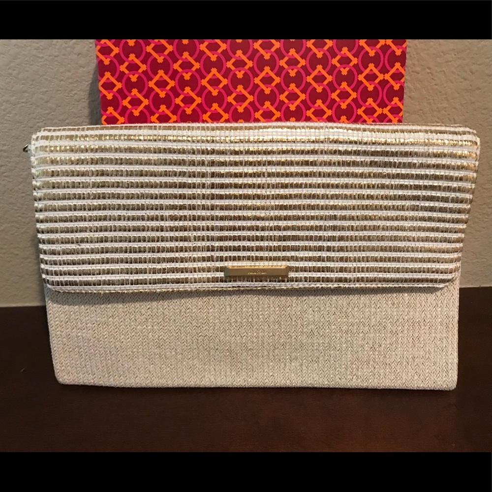 Stella & Dot Gold Slim City clutxh